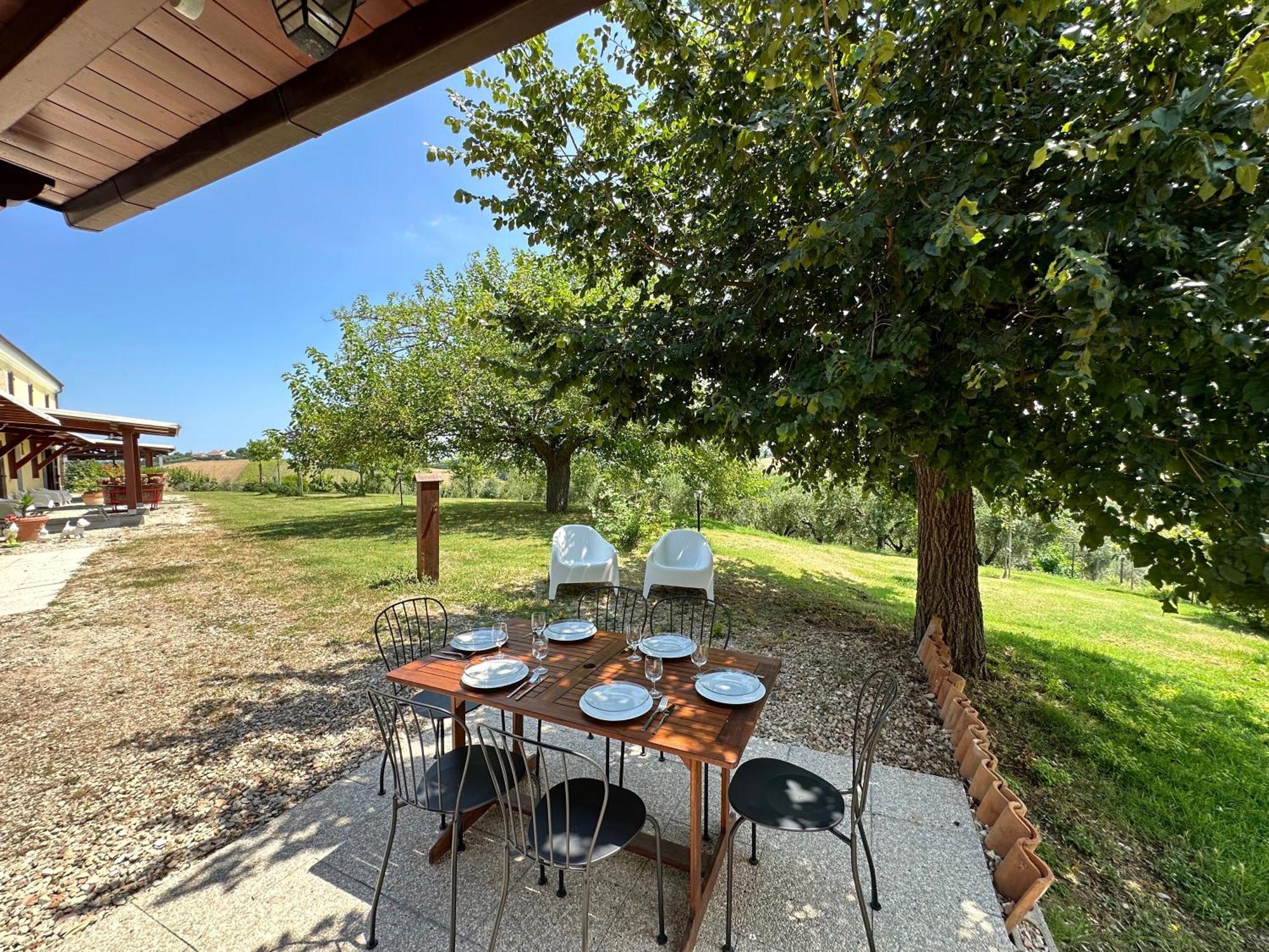 Casale Casini Soccorso Guest House Senigallia Exterior photo