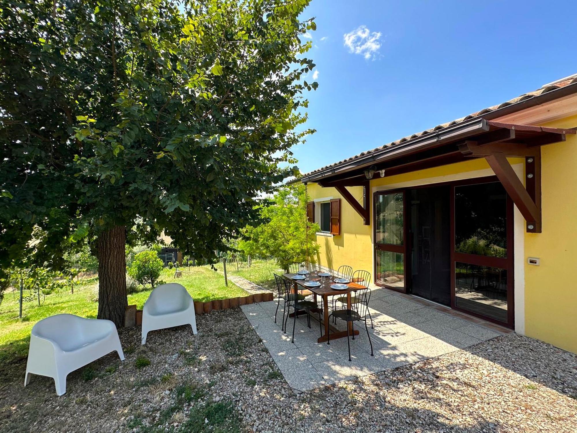 Casale Casini Soccorso Guest House Senigallia Exterior photo